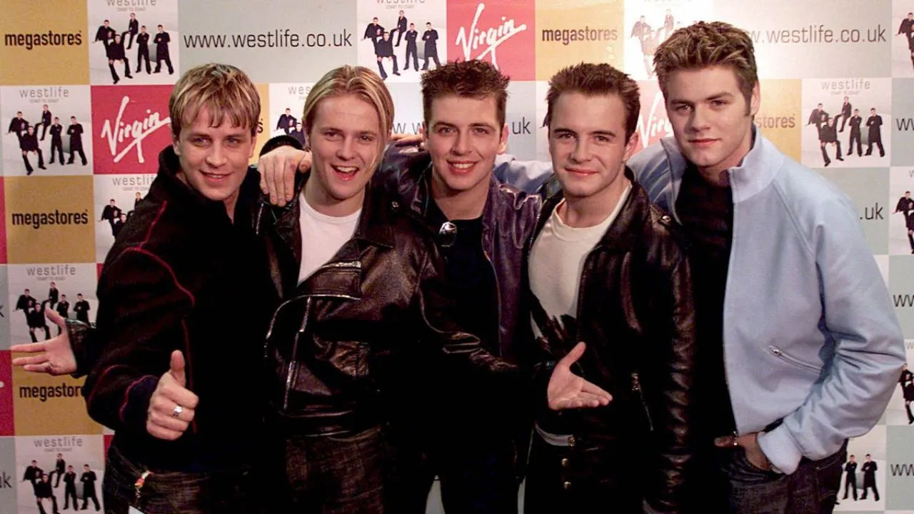 Lirik terjemahan dan arti makna lagu Swear It Again dari Westlife