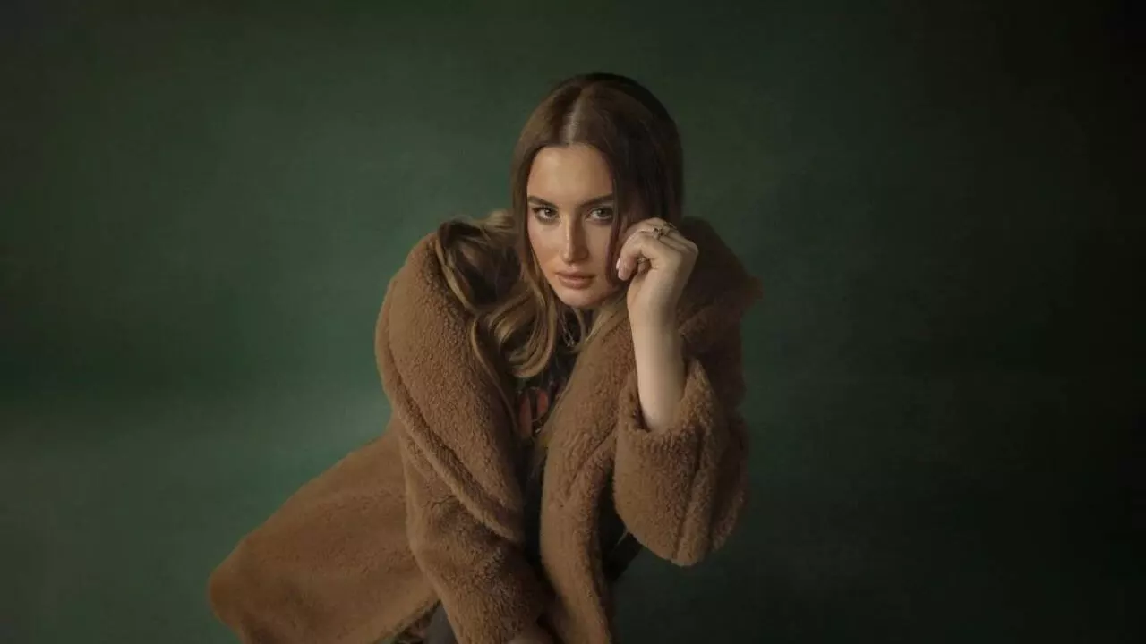 Lirik terjemahan dan makna lagu Never Be Mine karya dari Rosa Linn