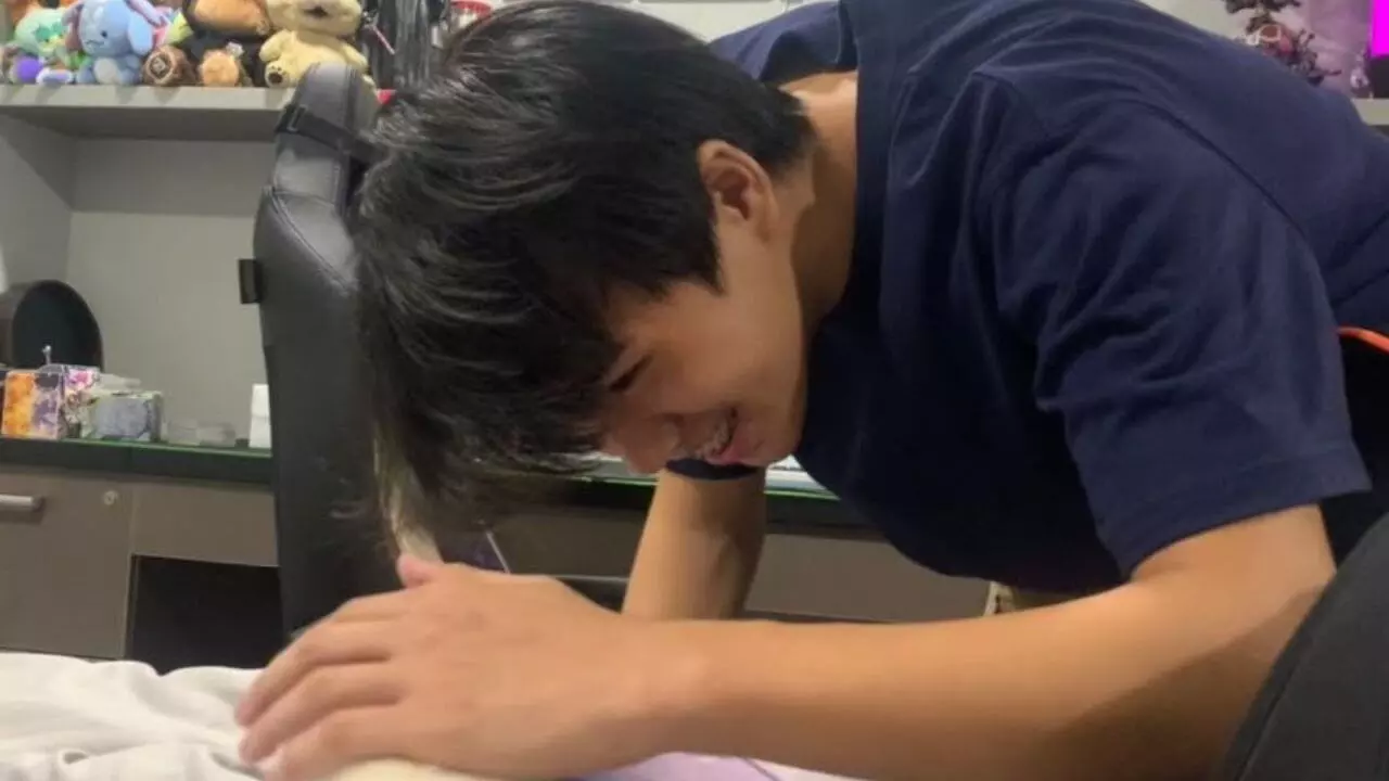 Lirik terjemahan dan makna lagu LDR karya dari Shoti