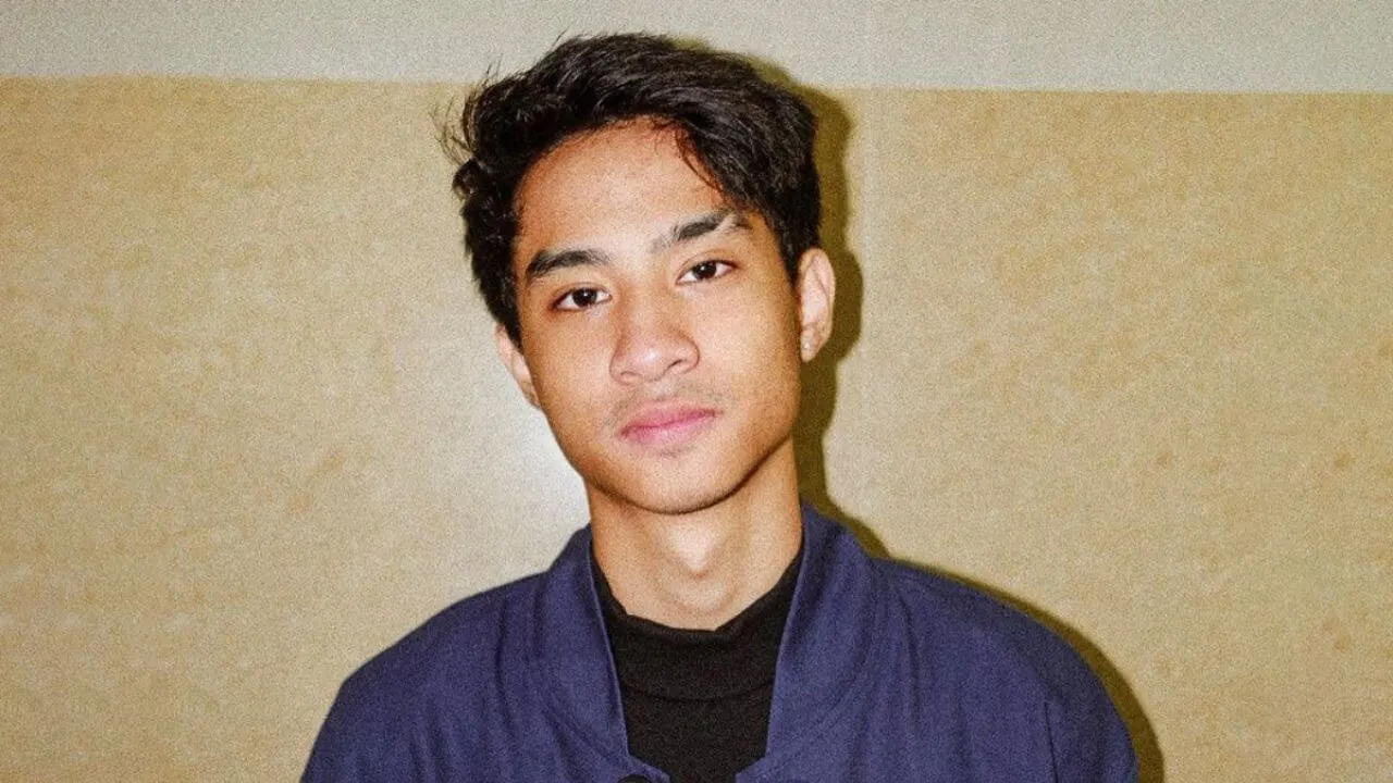 Lirik dan arti makna lagu Surat Hati karya dari Devano