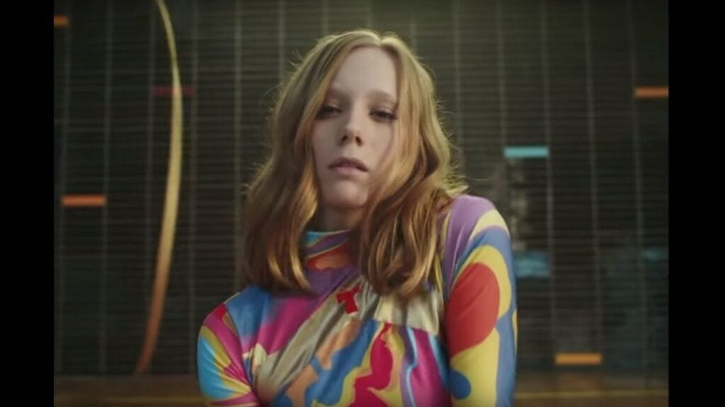 Lirik terjemahan dan arti makna lagu The Less I Know The Better dari Tame Impala