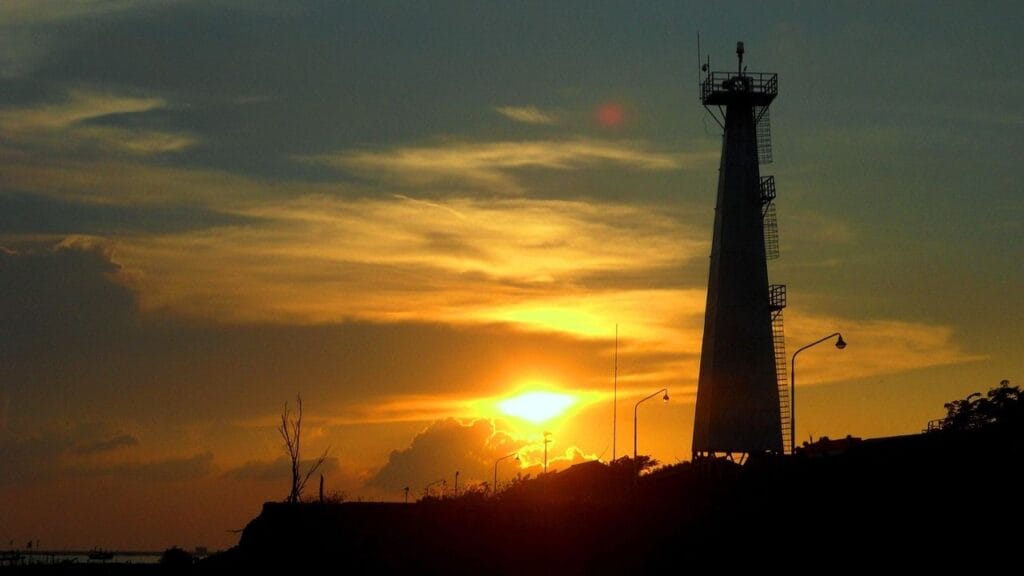 Lirik dan makna lagu Episode dari Sal Priadi