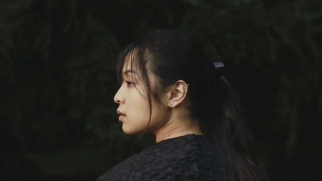 Lirik dan makna lagu Kata Mereka Ini Berlebihan dari Bernadya