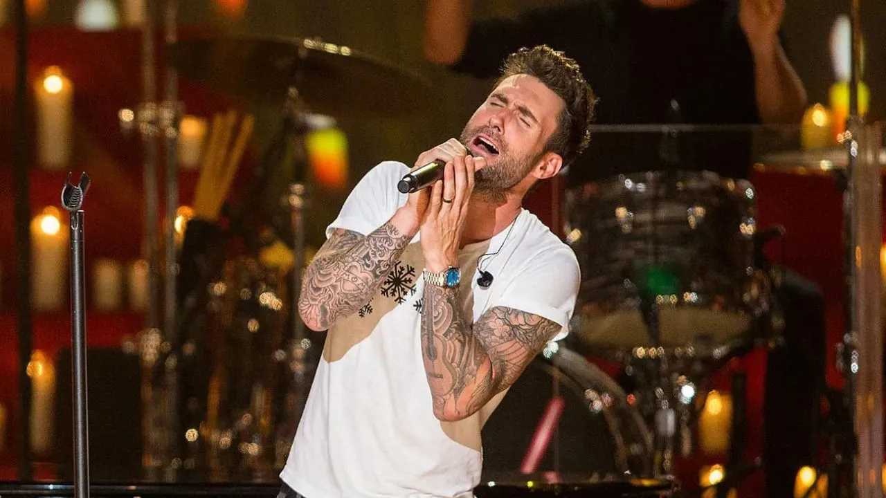 Lirik terjemahan dan arti makna lagu Lost Stars dari Adam Levine