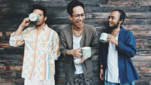 Lirik dan makna lagu Hitam Putih dari Fourtwnty