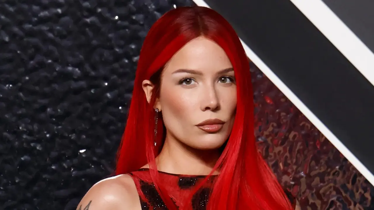 Lirik terjemahan dan arti makna lagu I Never Loved You dari Halsey