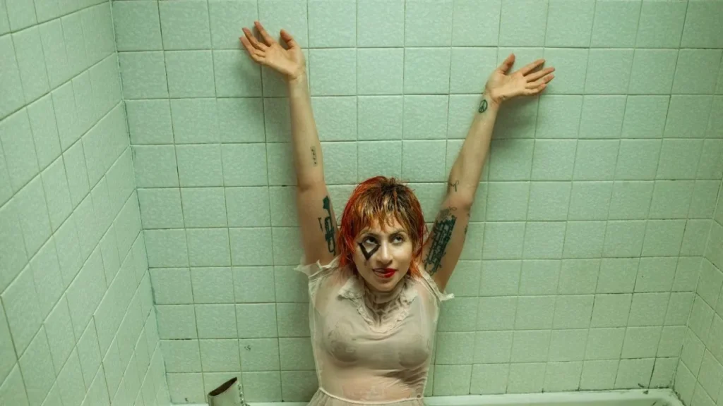 Lirik terjemahan dan arti makna lagu Happy Mistake dari Lady Gaga