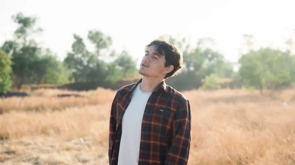 Lirik dan makna lagu Satu Hari Lagi dari Nyoman Paul