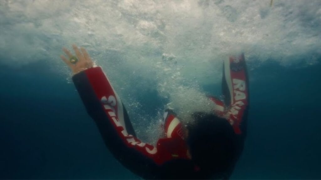 Lirik terjemahan dan arti makna lagu Diving dari Zack Tabudlo