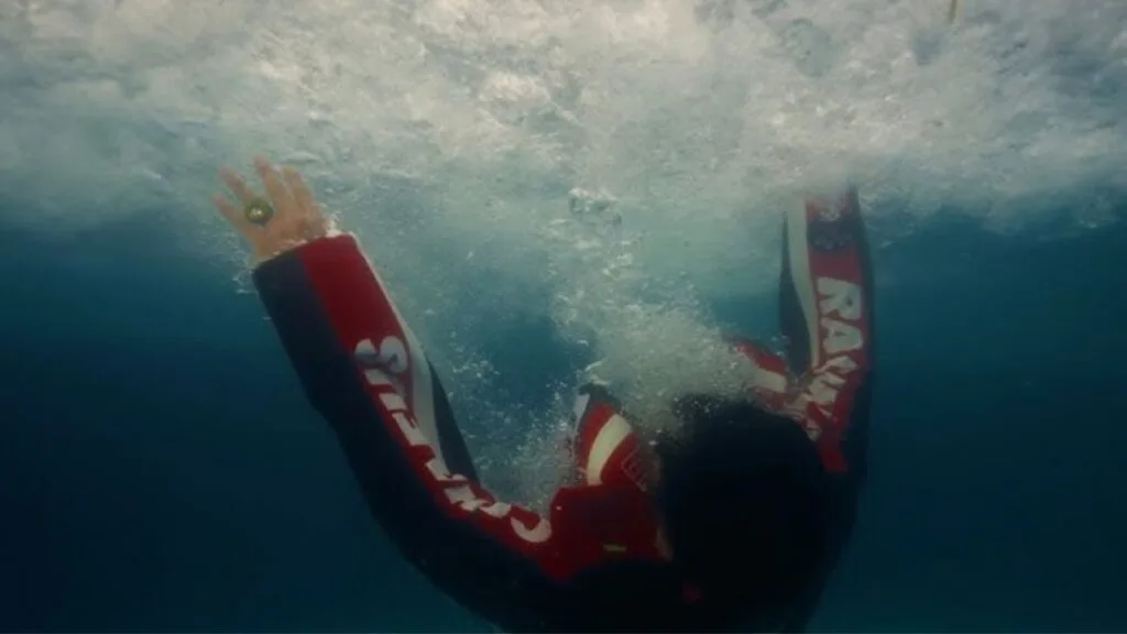 Lirik terjemahan dan arti makna lagu Diving dari Zack Tabudlo