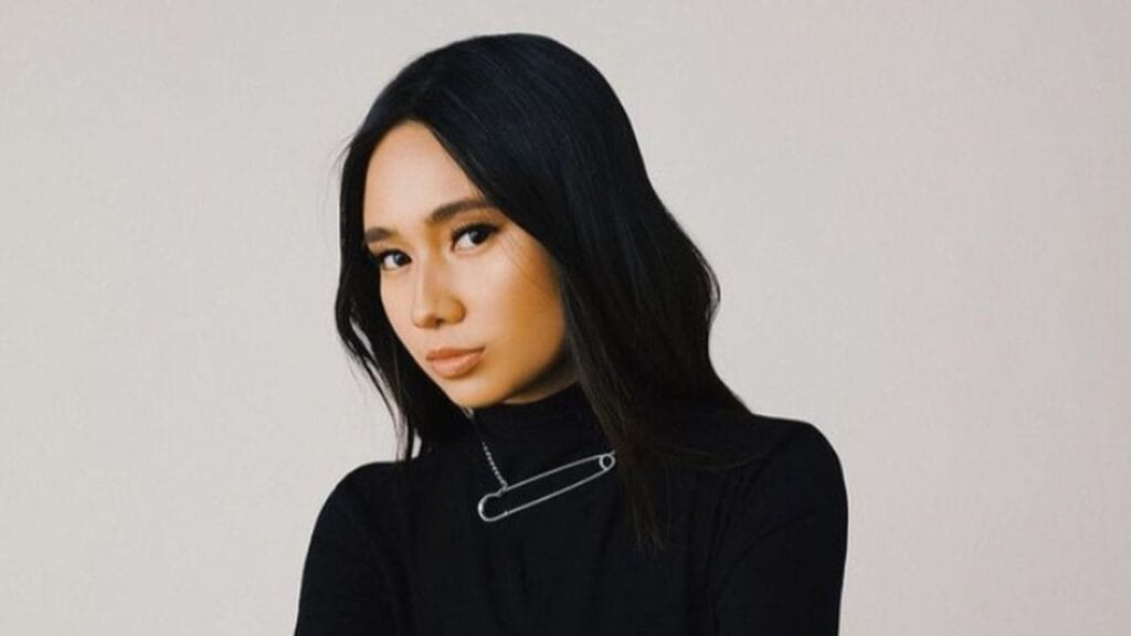 Lirik terjemahan dan arti makna lagu You'll Be In My Heart dari NIKI