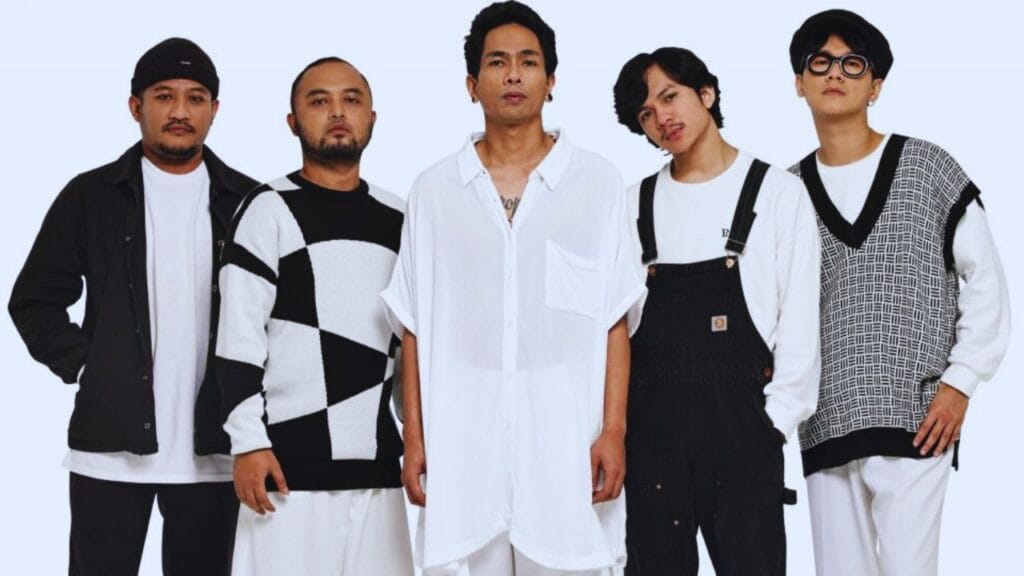 Lirik dan arti makna lagu Fana Merah Jambu dari Fourtwnty