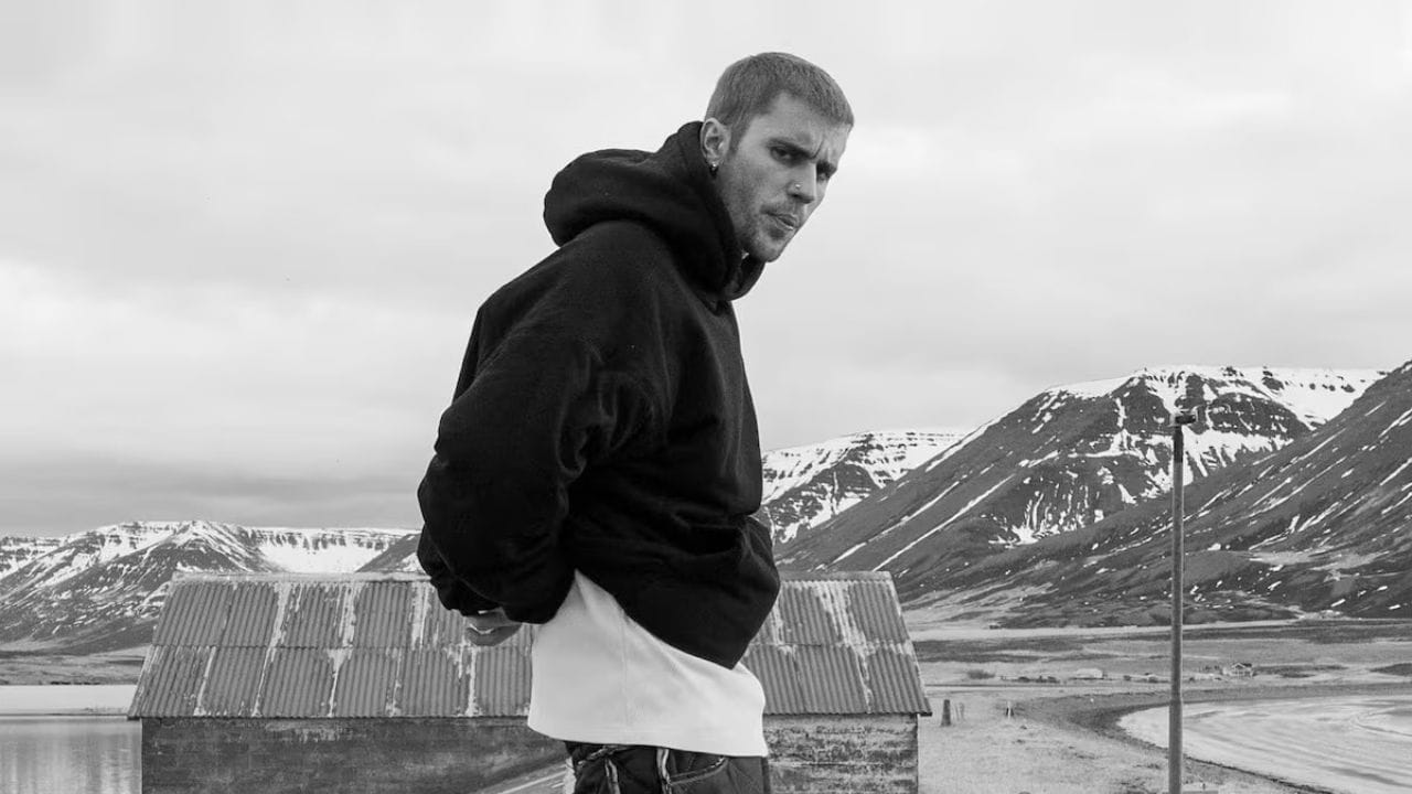 Lirik terjemahan dan arti makna lagu DAISIES dari Justin Bieber