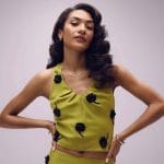 Lirik terjemahan dan arti makna lagu A Couple Minutes dari Olivia Dean