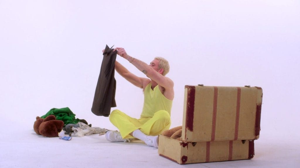 Lirik terjemahan dan arti makna lagu Canada dari Lauv ft. Alessia Cara