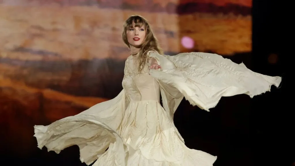 Lirik terjemahan dan arti makna lagu The Fate of Ophelia dari Taylor Swift