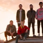 Lirik terjemahan dan arti makna lagu Parachute dari Neck Deep